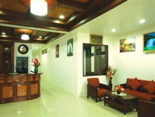 Imagen de los interiores del Hotel Hasna Palace. Foto 14