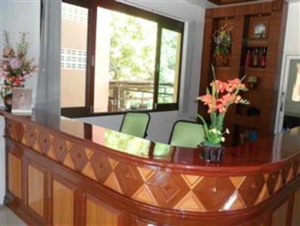 Imagen de los interiores del Hotel Hasna Palace. Foto 15