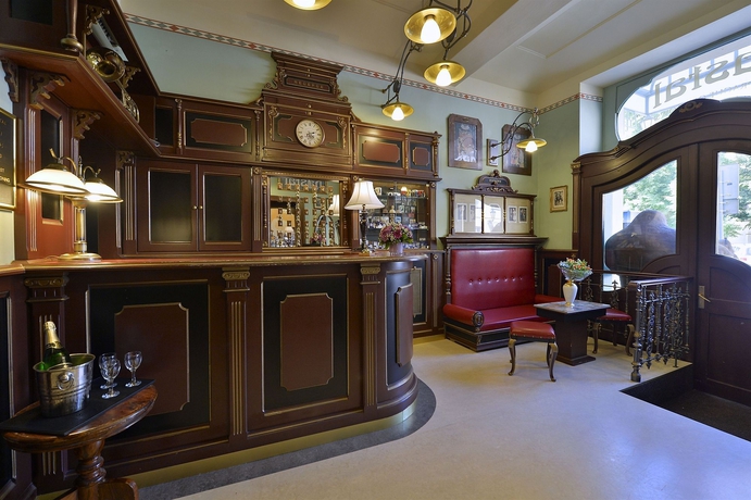 Imagen de los interiores del Hotel Hastal Prague Old Town. Foto 15