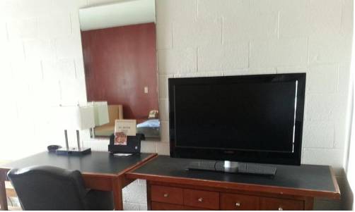Imagen de la habitación del Hotel Hastings Express Inn. Foto 5