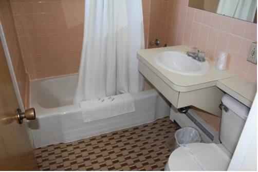 Imagen de la habitación del Hotel Hastings Express Inn. Foto 14