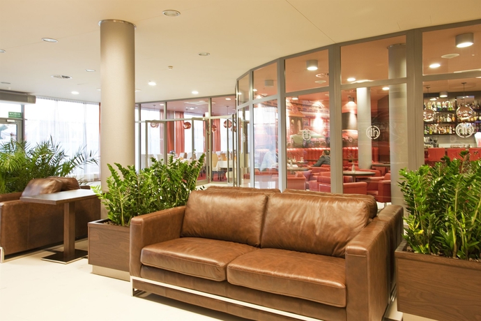 Imagen de los interiores del Hotel Haston City. Foto 15