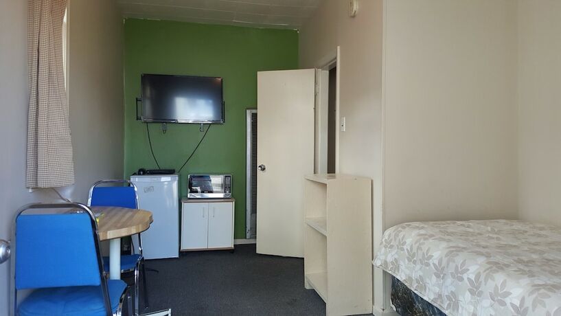 Imagen de la habitación del Hotel Hat Motel. Foto 15