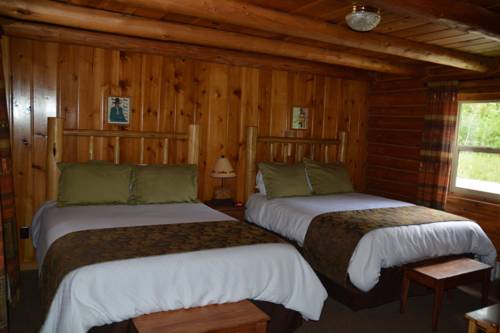 Imagen de la habitación del Hotel Hatchet Resort. Foto 3