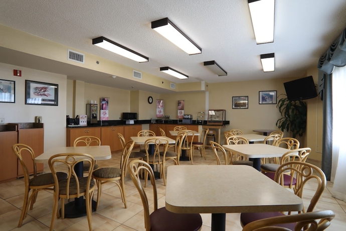 Imagen del bar/restaurante del Hotel Hathaway Inn. Foto 4