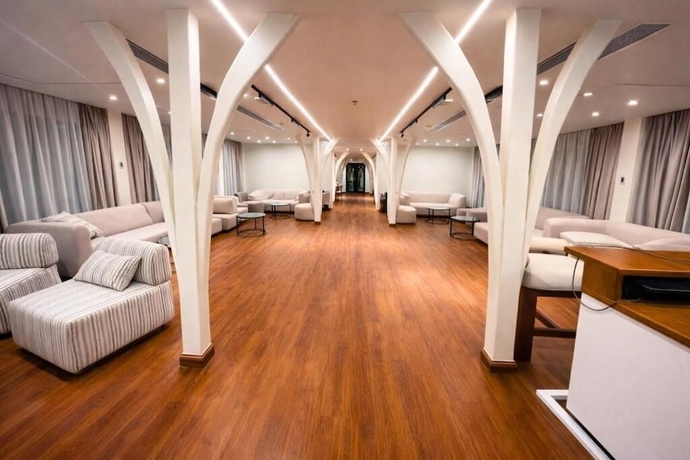Imagen del bar/restaurante del Hotel Hathor Ultra Luxury Dahabiya Cruise - Wednesday from Aswan 3 Nights. Foto 2