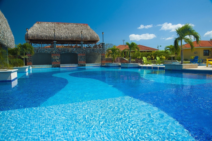 Imagen de la piscina del Hotel Hato Viejo Boutique. Foto 15