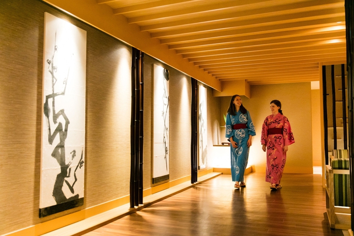 Imagen del bar/restaurante del Hotel Hatori. Foto 4