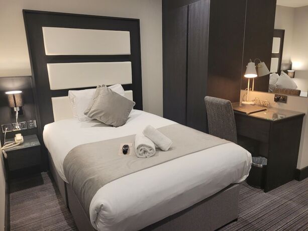 Imagen de la habitación del Hotel Hatton Garden. Foto 12