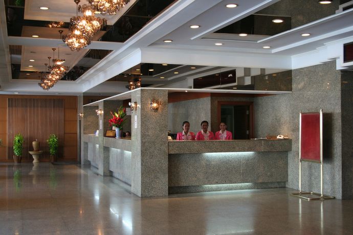 Imagen de los interiores del Hotel Hatyai Central. Foto 17