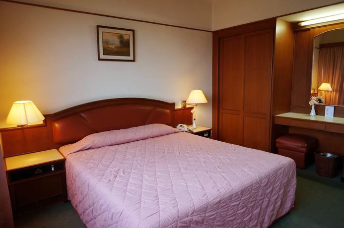 Imagen de la habitación del Hotel Hatyai Central. Foto 16