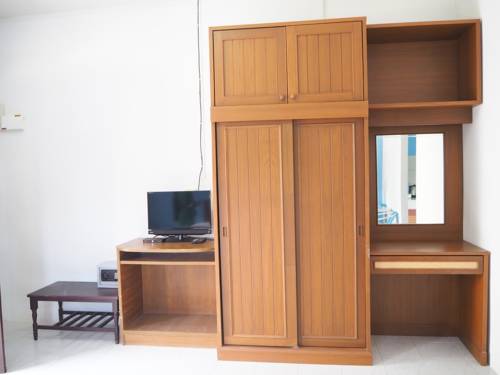 Imagen de la habitación del Hotel Hatzanda Lanta Resort. Foto 3