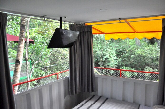 Imagen de la habitación del Hotel Hau Eco Lodges Citumang. Foto 11