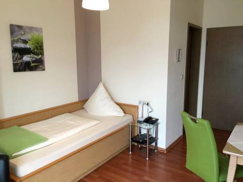 Imagen de la habitación del Hotel Haumann&acute;s Am Park. Foto 6