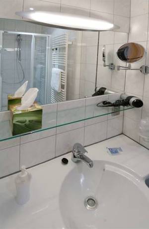 Imagen de la habitación del Hotel Haumann&acute;s Am Park. Foto 12
