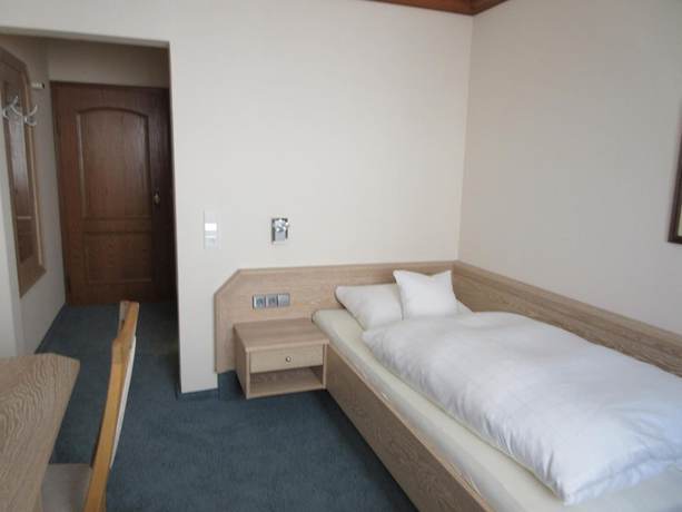 Imagen de la habitación del Hotel H&auml;ffner Br&auml;u. Foto 14