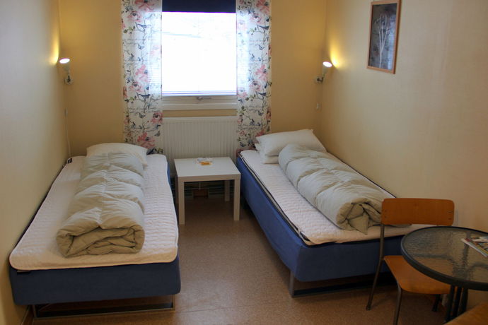 Imagen de los interiores del Hotel H&auml;llefors Vandrarhem and Kanotcenter. Foto 14