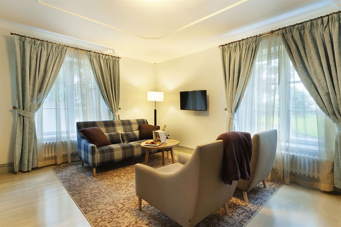 Imagen de los interiores del Hotel H&auml;meenkyl&auml; Manor, ESPOO. Foto 10