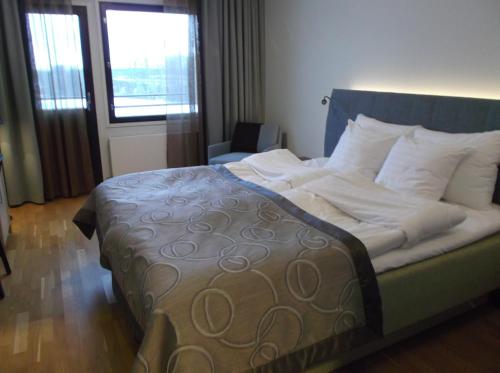 Imagen de la habitación del Hotel H&auml;meenkyl&auml;n Kartano. Foto 17