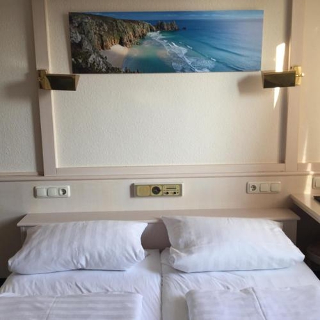 Imagen de la habitación del Hotel H&auml;user Der Villa Italia. Foto 8