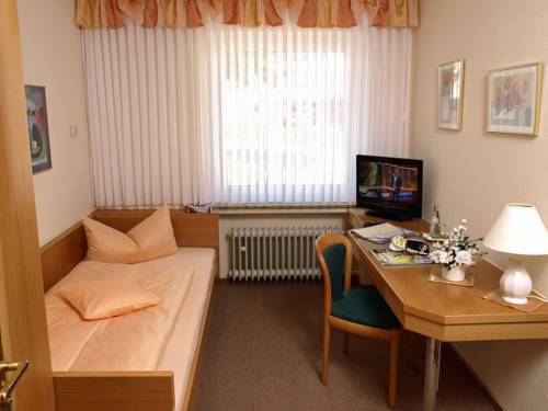 Imagen de la habitación del Hotel Haus Andrea. Foto 13