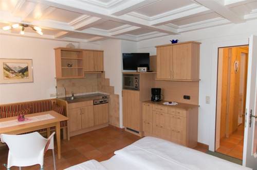 Imagen de la habitación del Hotel Haus Angela. Foto 3