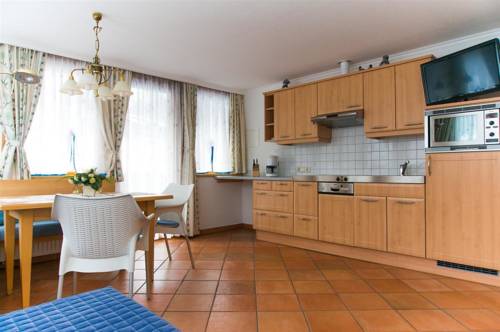 Imagen de la habitación del Hotel Haus Angela. Foto 5