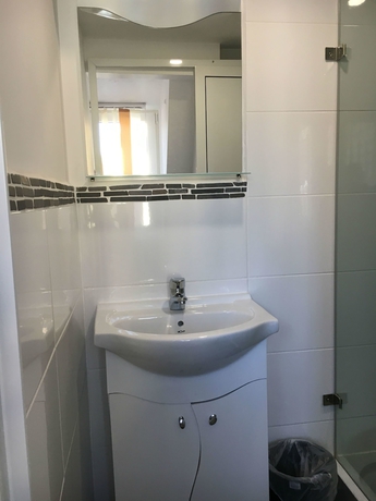 Imagen de la habitación del Hotel Haus Baron 2. Foto 14