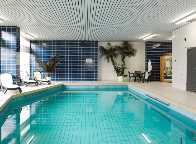 Imagen de la piscina del Hotel Haus Bayerwald. Foto 17