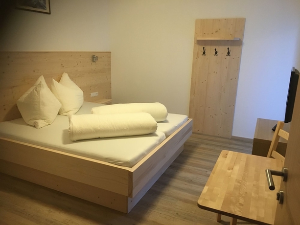 Imagen de la habitación del Hotel Haus Bergheim. Foto 6
