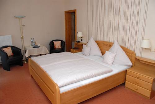 Imagen de la habitación del Hotel Haus Christa. Foto 8