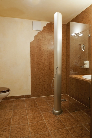 Imagen general del Hotel Haus Churlis. Foto 4
