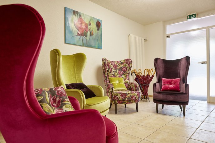 Imagen de los interiores del Hotel Haus Goethe In Staufen. Foto 13