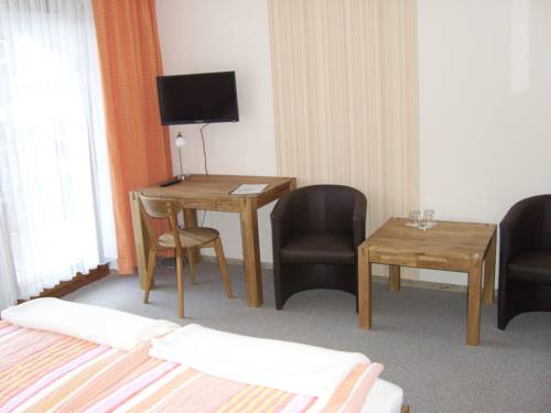 Imagen de la habitación del Hotel Haus Hubertus. Foto 3