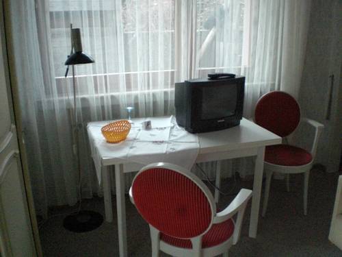 Imagen de la habitación del Hotel Haus Hubertus. Foto 12