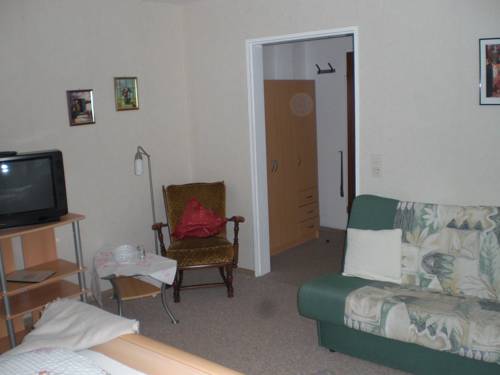 Imagen de la habitación del Hotel Haus Hubertus. Foto 14