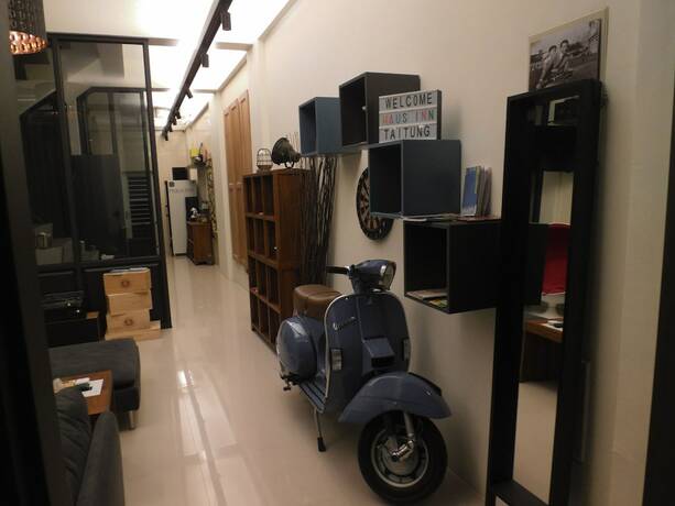 Imagen de los interiores del Hotel Haus Inn. Foto 39