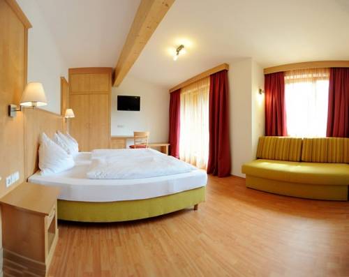 Imagen de la habitación del Hotel Haus Karnia Appartements & Zimmer. Foto 7