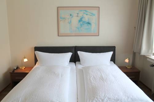 Imagen de la habitación del Hotel Haus Kastanienhof. Foto 8