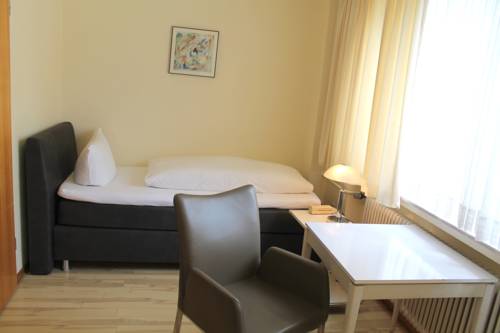 Imagen de la habitación del Hotel Haus Kastanienhof. Foto 10
