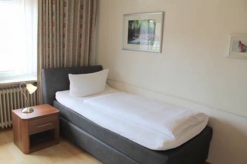 Imagen de la habitación del Hotel Haus Kastanienhof. Foto 12