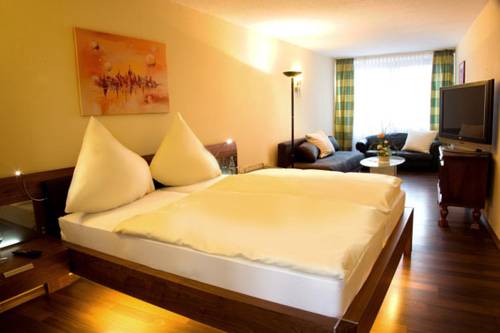 Imagen de la habitación del Hotel Haus Krone. Foto 13