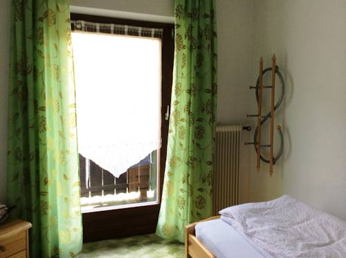 Imagen de la habitación del Hotel Haus Maria, Bruck an der Gro&szlig;glocknerstra&szlig;e. Foto 13