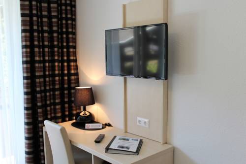 Imagen de la habitación del Hotel Haus Maria. Foto 7