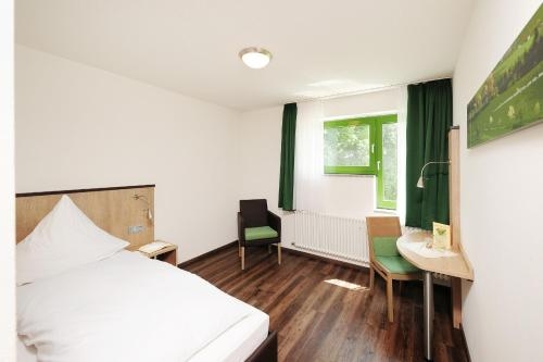 Imagen de la habitación del Hotel Haus Maria Lindenberg. Foto 9