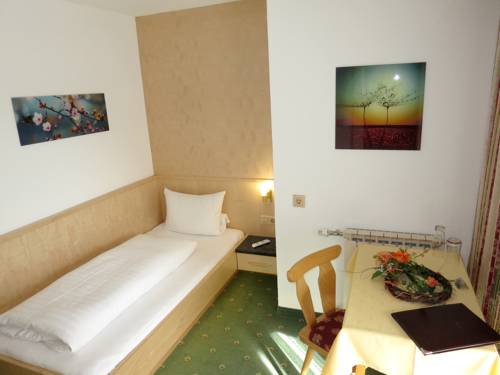 Imagen de la habitación del Hotel Haus Marita. Foto 9