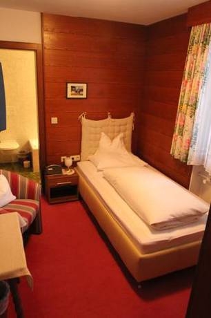 Imagen de la habitación del Hotel Haus Melitta. Foto 48