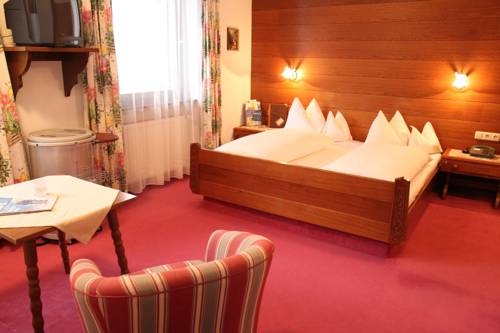Imagen de la habitación del Hotel Haus Melitta. Foto 50