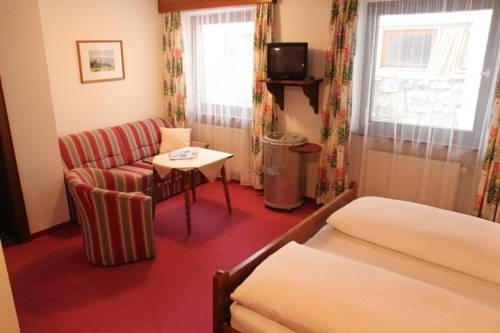 Imagen de la habitación del Hotel Haus Melitta. Foto 51