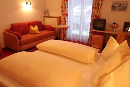 Imagen de la habitación del Hotel Haus Melitta. Foto 53